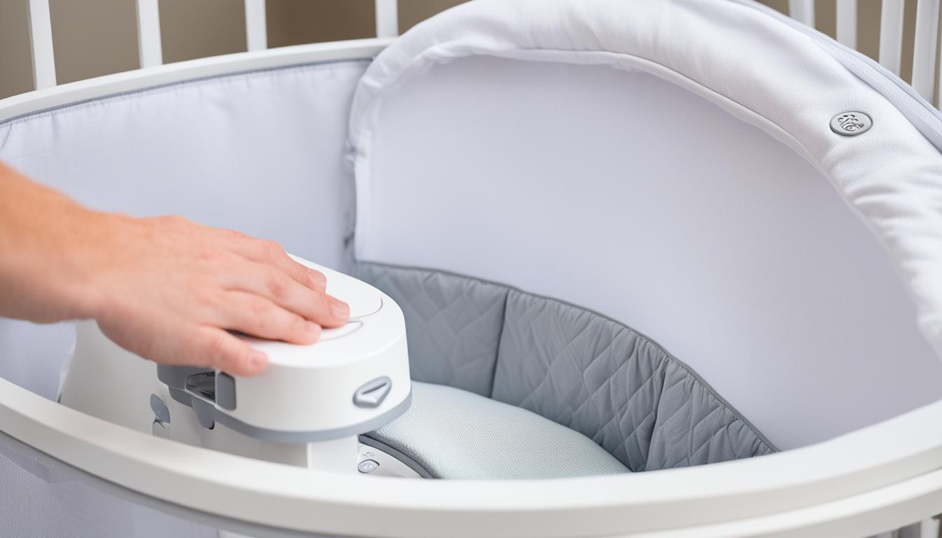 Does the Halo Swivel Bassinet Lock